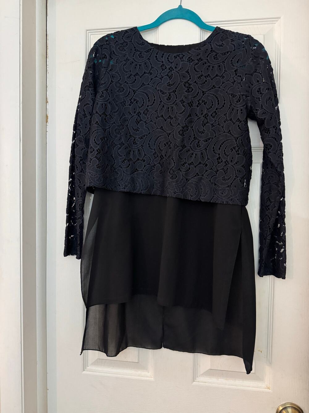 A'NUE LIGNE Black Floral Lace Layered Chiffon Tunic Top Size Small Made in USA
